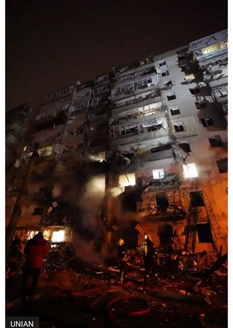 Нічний обстріл Києва палаючі будинки і поранені Коректно