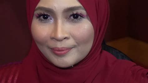 Anugerah bintang popular bh (abpbh) adalah acara anugerah hiburan pilihan peminat terunggul anjuran bh setiap tahun sejak 1987. Siti Nordiana Penyanyi Wanita Popular Anugerah Bintang ...