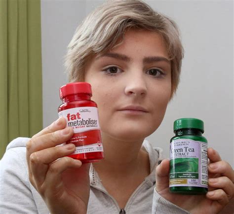 Teenage Girl Nearly Dies After Diet Pills Leave Her Hospitalised Life Life And Style Express