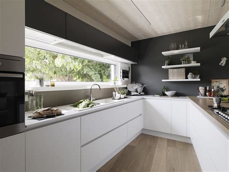 Cucina legno ciliegio e laminato bianco. Come arredare una cucina moderna bianca? 100 immagini ...