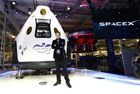 Spacex Unveils Sleek New Spaceship