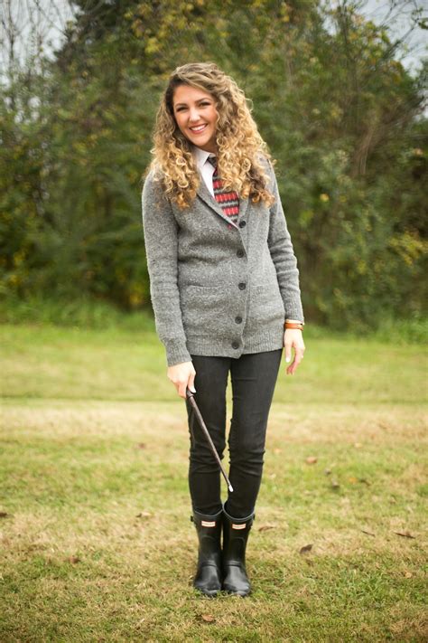 You can become the cleverest student at hogwarts with our kid's hermione granger costume, which is also a great. Quick and easy Hermione Granger halloween costume! | Shaw ...