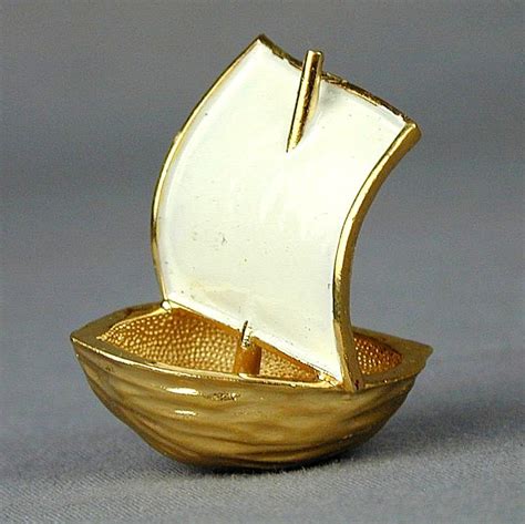 Crown Trifari Walnut Sail Boat Pin Brooch Great Figural From