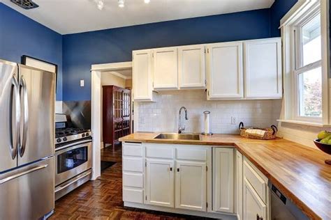 Kitchen Cabinet Painting In Newton Love Your Kitchen Again