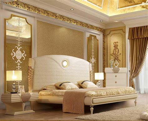 Luxury King Bedroom Set 3 Pcs Cream Leather Contemporary Homey Design
