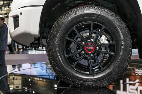 2019 Toyota Tundra Trd Pro Front Wheel Motor Trend En Español