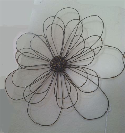 Wire Flower Barbwire And Horseshoes Pinterest Wire Flowers