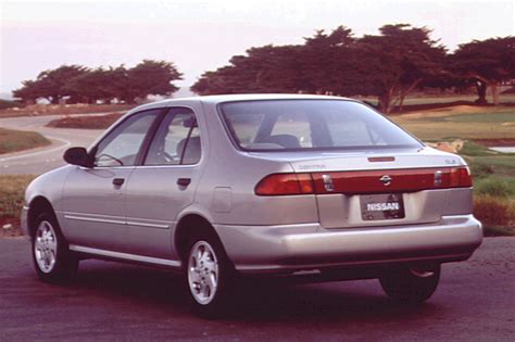 Nissan Sentra Iv B14 1995 1999 Sedan Outstanding Cars