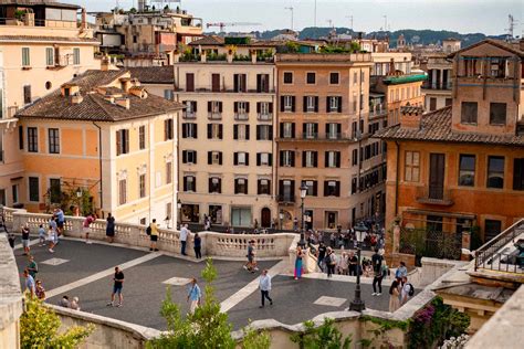 5 Charming Neighborhoods in Rome (Guide for First Time Visitors)