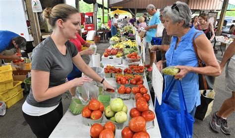 Want to eat local? Farmers markets are the key - Capital Gazette