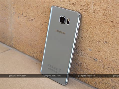 Our samsung galaxy note 5 review looks at our impressions on the galaxy note 5 features, specs and s pen. Samsung Galaxy Note 5 Review: Classing It Up | NDTV ...