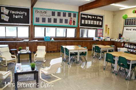 Mrs Bremers Class Classroom Reveal Part 1 Classroom Setup Classroom Organization Word Wa