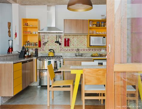 cuba  idea dapur warna warni   ruang dapur  lebih ceria