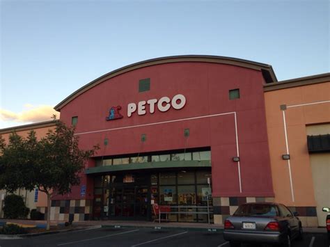 Petco 32 Photos And 57 Reviews Pet Stores 1370 Holiday Ln