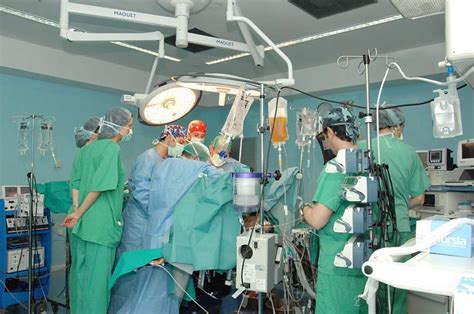 Realizan En Navarra El Primer Implante De Un Corazón Artificial De