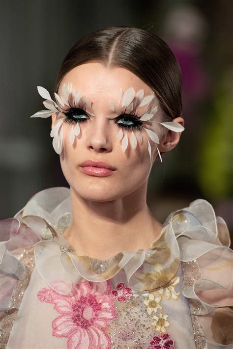 Valentino Spring Couture Fashion Show In Catwalk Makeup Fashion Show Makeup Flower