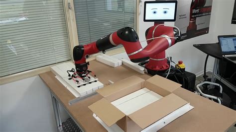 Robot Collaboratif Sawyer Sur Un Poste De Mise En Carton Youtube