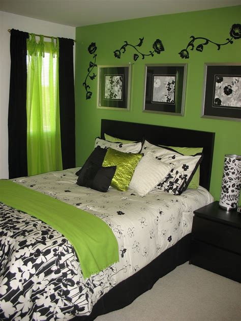 Tomorrow is saint patrick's day, and i am thinking green! Bedroom Ideas for Young Adults - HomesFeed