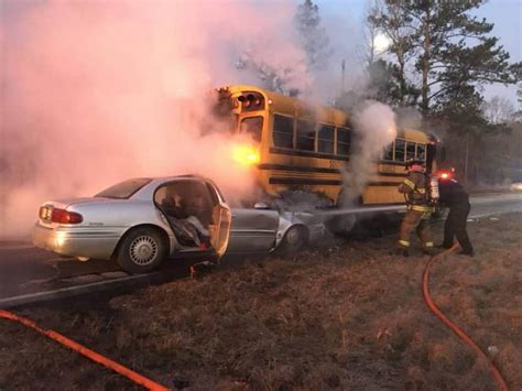 School Bus Catches Fire In Sc But Students Rescued By Bus Driver