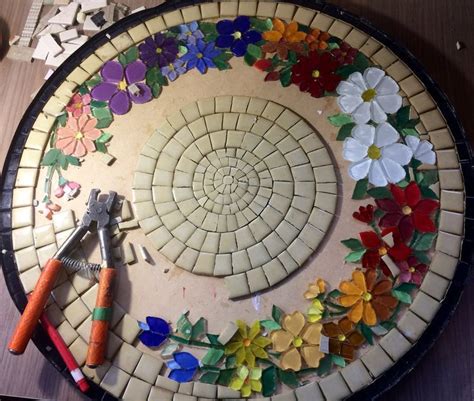 Round Mosaic Tile Patterns