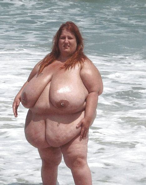 Nude Ssbbw At Beach 11 Pics