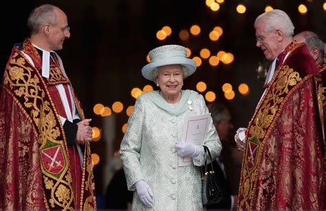 Diamond Jubilee Uk Celebrates 60 Year Reign Of Queen Elizabeth Ii