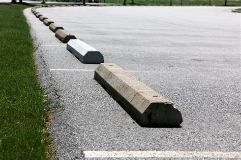 How To Make Sure Your Parking Lot Is Safe For Customers Homebloginfo