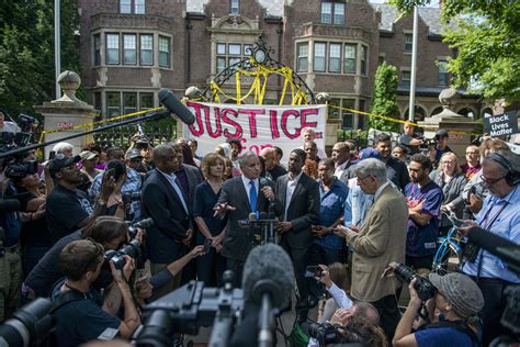 After Philando Castiles Killing Obama Calls Police Shootings ‘an