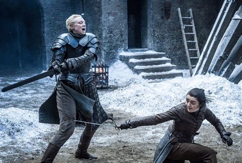 Game Of Thrones Le Combat Entre Brienne Et Arya Décrypté En Vidéo