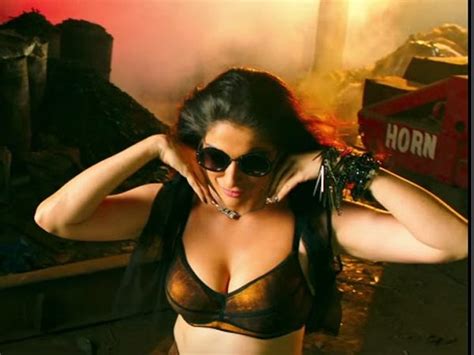 hot pictures of julie 2 actress raai laxmi filmibeat