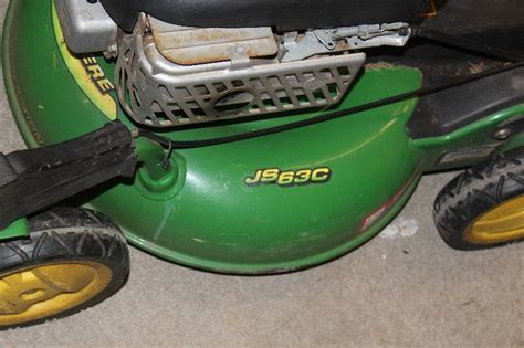John Deere Js63c Push Lawn Mower Bearpath Moving Sale K Bid