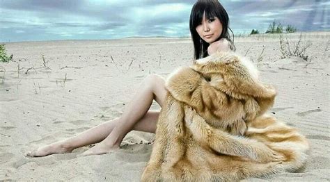 Fox Fur Asian Girl Fur Coat Glam Long Hair Styles Lovely Jackets