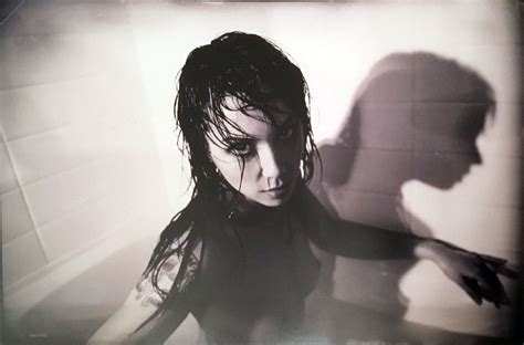 Lexa Doig TJ Scott In The Tub Nude Celebs