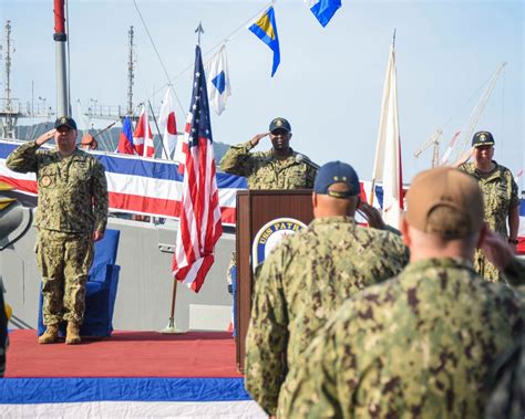 Dvids Images Uss Patriot Mcm 7 Change Of Command Image 2 Of 8