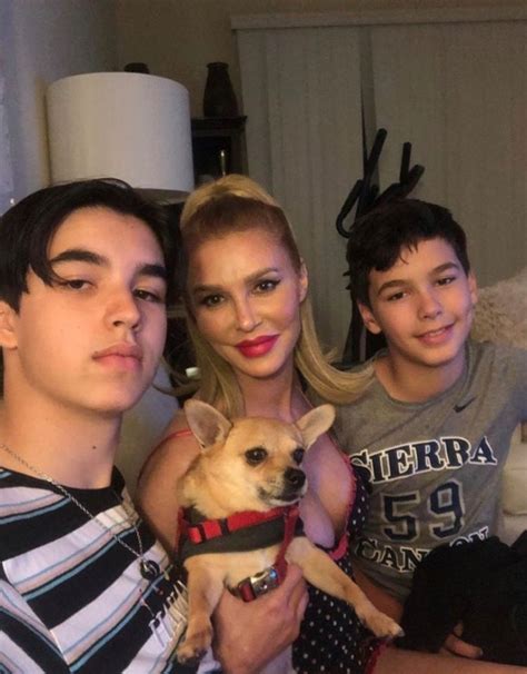 Rhobhs Brandi Glanville Sprays Her Kids With Bleach Every Time They
