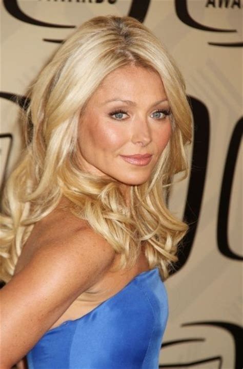 1104 Best Kelly Ripa Images On Pinterest Hairstyles Hair Cut And