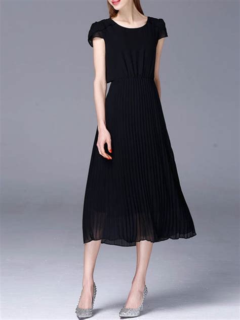 Black A Line Plain Pleated Short Sleeve Maxi Dress Sexyplus Short Sleeve Maxi Dresses Dresses