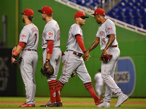 cincinnati-reds-celebrating-150-year-history-with-throwback-uniforms