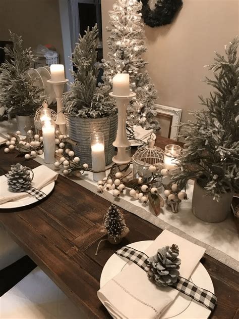 Christmas lights, 20 ft 40 led snowflake string lights battery operated waterproof fairy lights for bedroom patio room garden party home xmas decor indoor outdoor christmas tree decorations warm white. 30 Awesome Rustic Farmhouse Style Christmas Home Decor ...