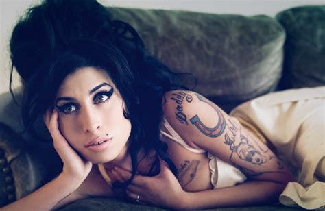 Amy Winehouse Nude Photos And Videos
