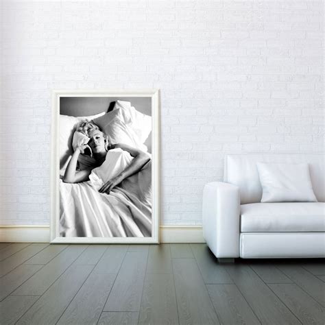 Marilyn Monroe In Bed Decorative Arts Prints And Posters Wall Art