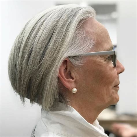 The Best Hairstyles And Haircuts For Women Over 70 Womens Haircuts