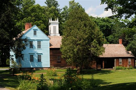 10 Small Rural Towns In Rural Massachusetts That Are Downright Delightful