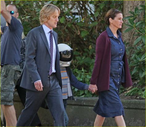 Full Sized Photo Of Jacob Tremblay Films Wonder With Julia Roberts And