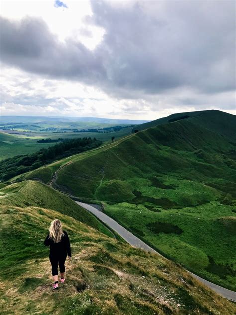 The Perfect Guide To A Weekend In Englands Peak District Peak
