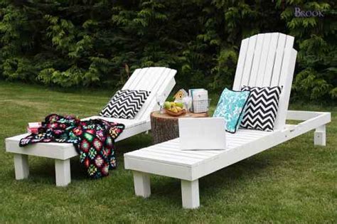 The two pieces are crossed to make the seating area and the back of the bench. 18 DIY Patio Furniture Ideas For An Outdoor Oasis