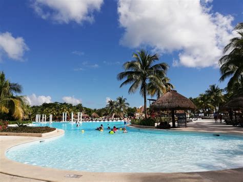 Pool Grand Palladium Colonial Resort And Spa Akumalriviera Maya