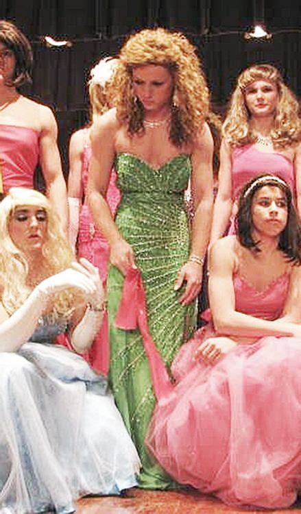 The Gurl In The Green Dress Is Very Pretty And Very Feminine