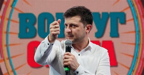 ukrainian comedian zelenskiy leads presidential polls ahead of elections daily sabah