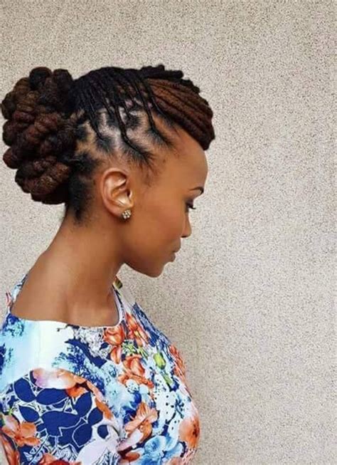 Set of female afro hairstyles. @marta_karvatska | Natural hair styles, Dreadlock ...